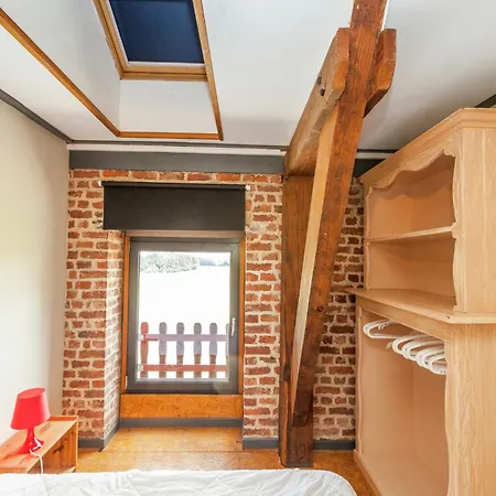 With Sauna, Liege Ouffet